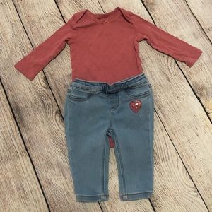 Carter’s 6 month girl set